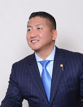 代表董事兼首席执行官 蓝川 真树