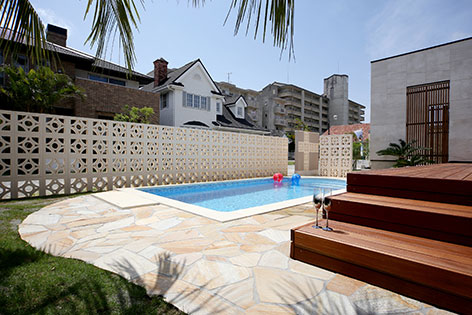 冲绳展示中心(新報房屋公园淡濑湾)